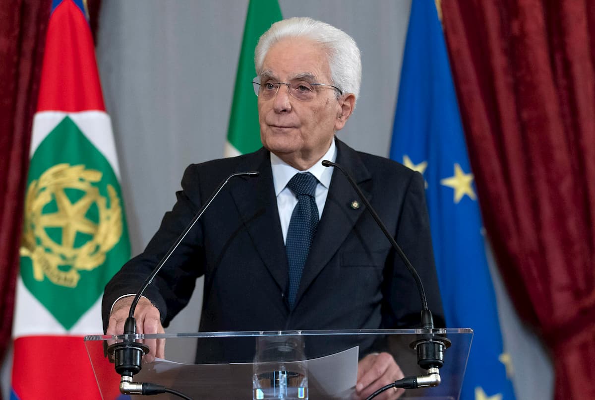 Coronavirus, Mattarella: "Violare le regole di prevenzione e far ammalare gli altri non è libertà" VIDEO