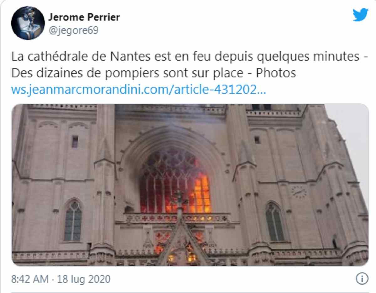Nantes, in fiamme cattedrale