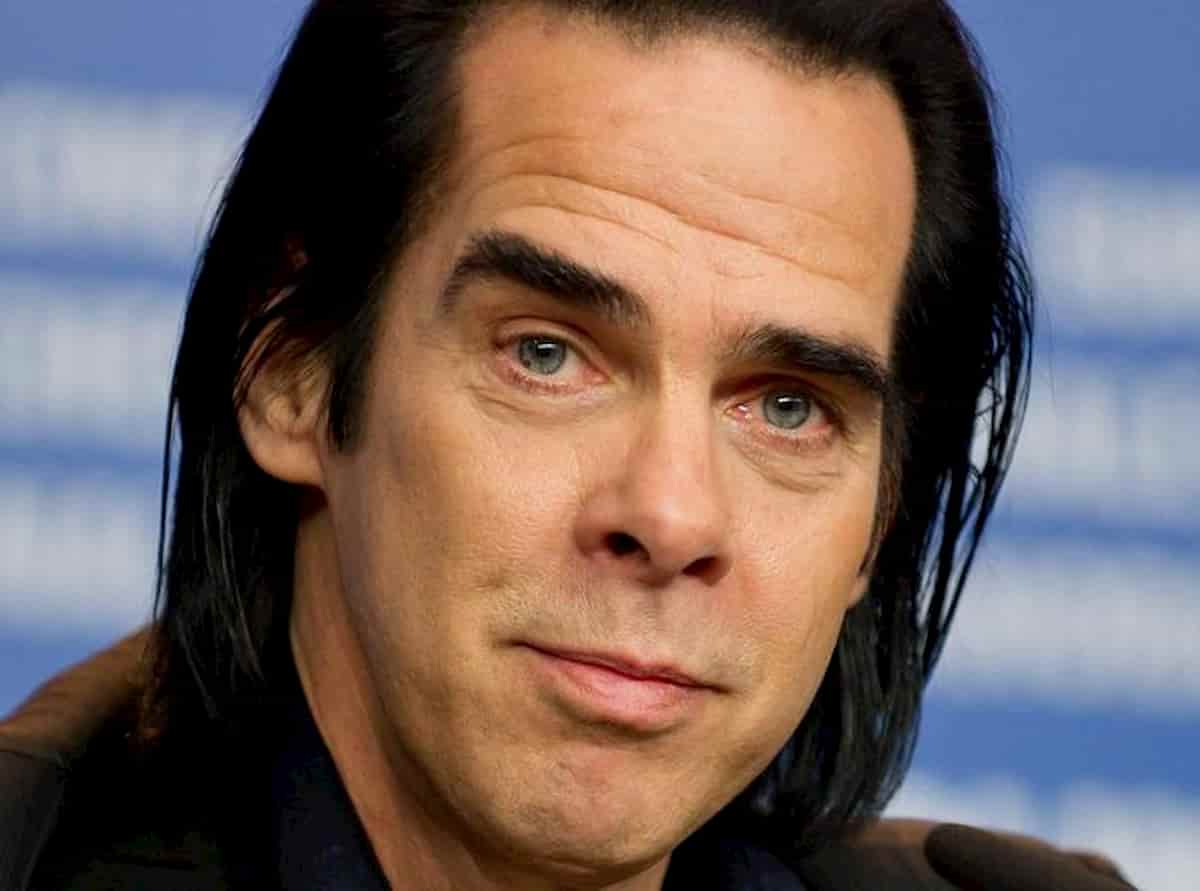 Nick Cave chiede pianoforte Fazioli