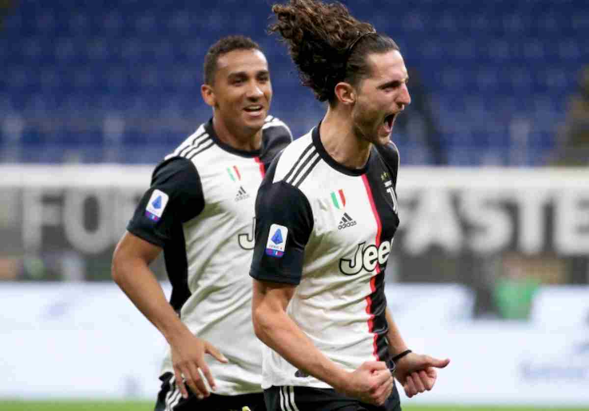 Juventus, Paratici polemico: “Se nessuno vuole lo scudetto, lo prendiamo volentieri…”