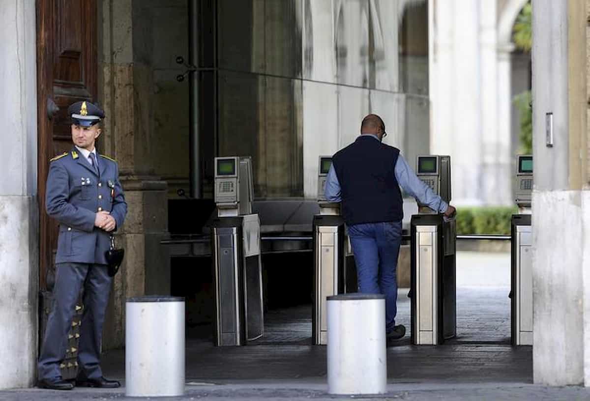 Statali, i 30 denari dello sciopero per indennità vacanza...contrattuale