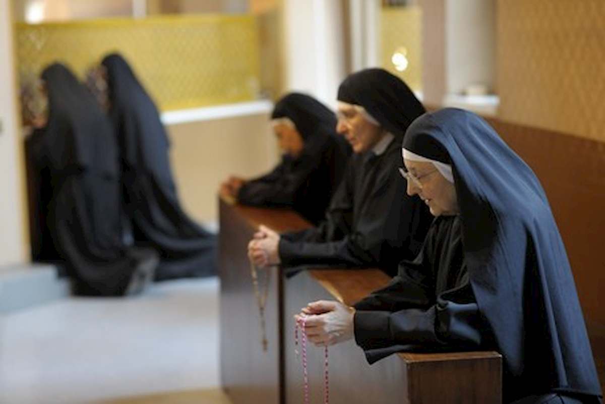 Coronavirus: 5 suore morte nel maxi focolaio di Mortara (provincia di Pavia)