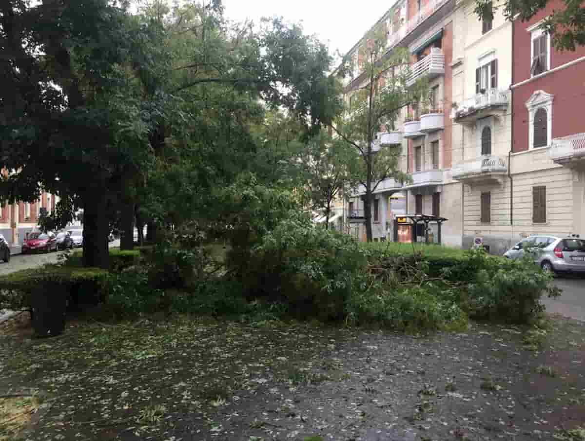 Ancona, violenta grandinata