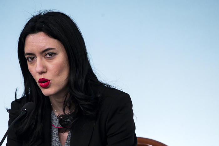 Lucia Azzolina confonde infrazione con effrazione