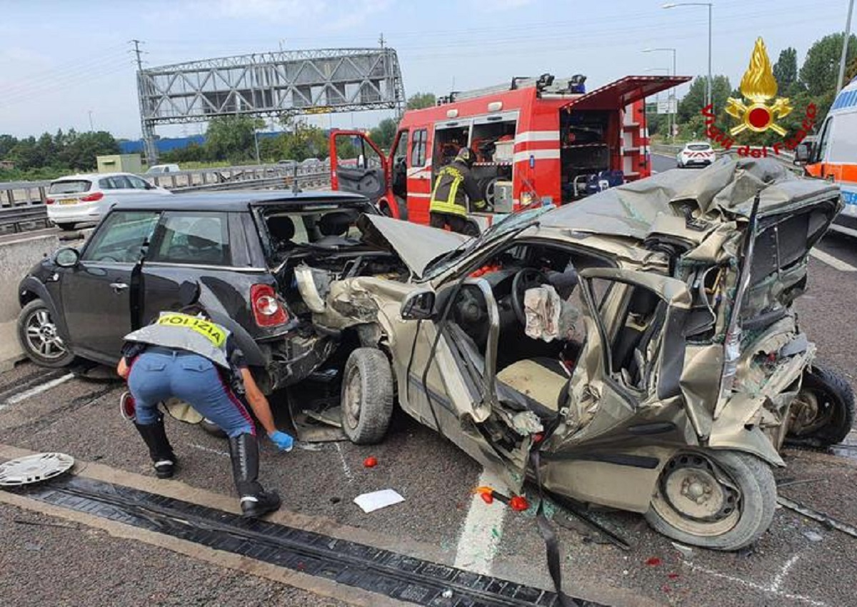 Bologna, incidente in tangenziale (foto Ansa)