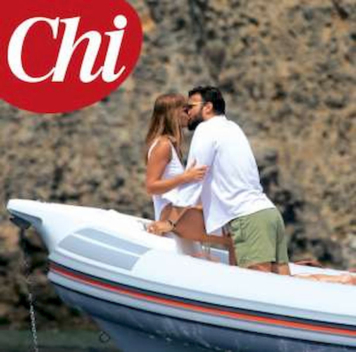 Maria Elena Boschi e Giulio Berruti insieme a Stromboli: le foto di Chi