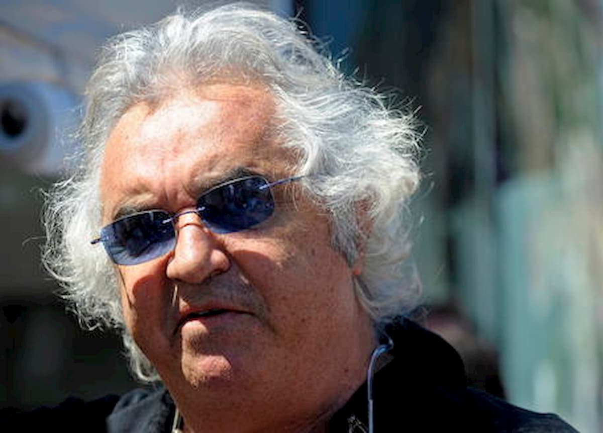 Coronavirus, Flavio Briatore sarà dimesso sabato mattina dall'ospedale San Raffaele