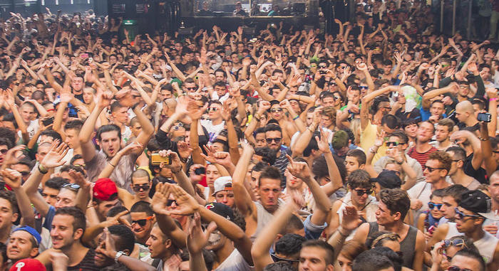 Lockdown, il Cts avvisa gli italiani