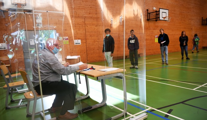 Coronavirus a scuola, il bimbo con 37.2 di febbre può entrare in classe