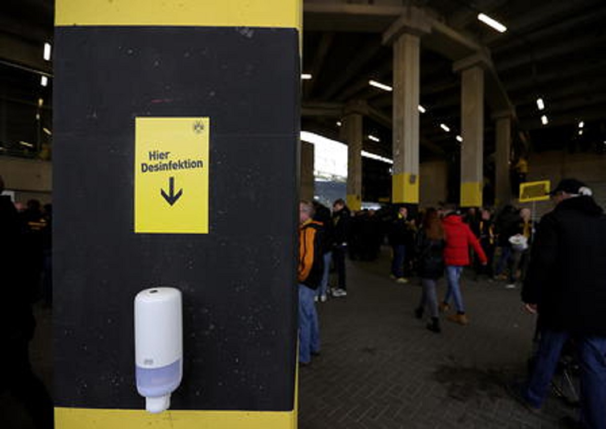 Coronavirus, foto d'archivio Ansa