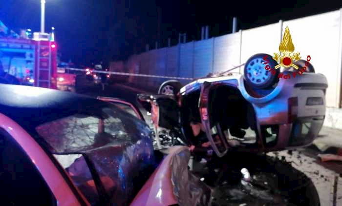 Cagliari, frontale dopo rapina a Iglesias: morto l'uomo in fuga, feriti il complice e due ragazzi