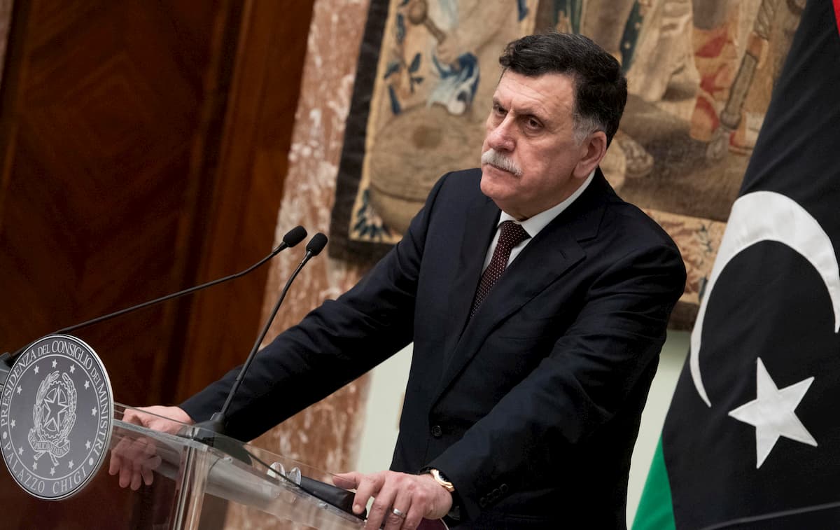 Libia, Serraj e Saleh annunciano il cessate il fuoco ed elezioni a marzo
