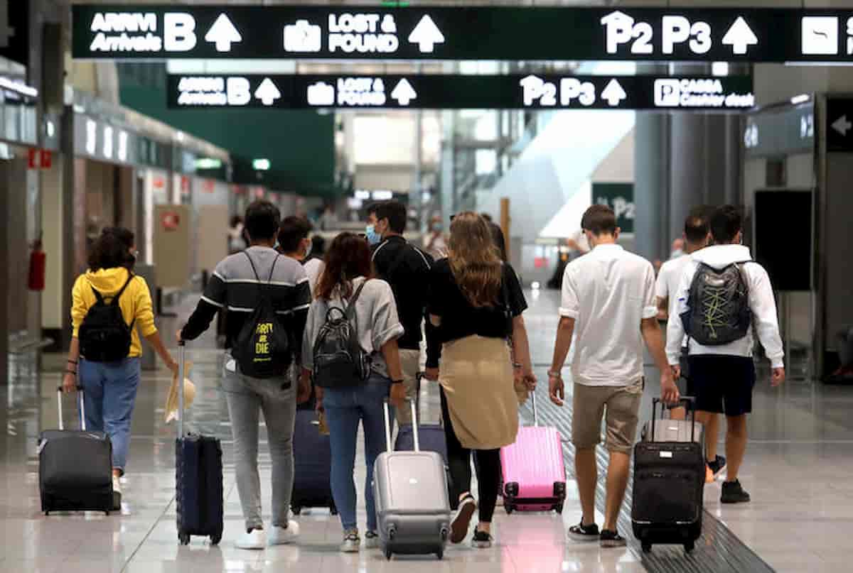 Malpensa aeroporto: tamponi solo ai lombardi. Resto d'Italia? Si infetti pure...