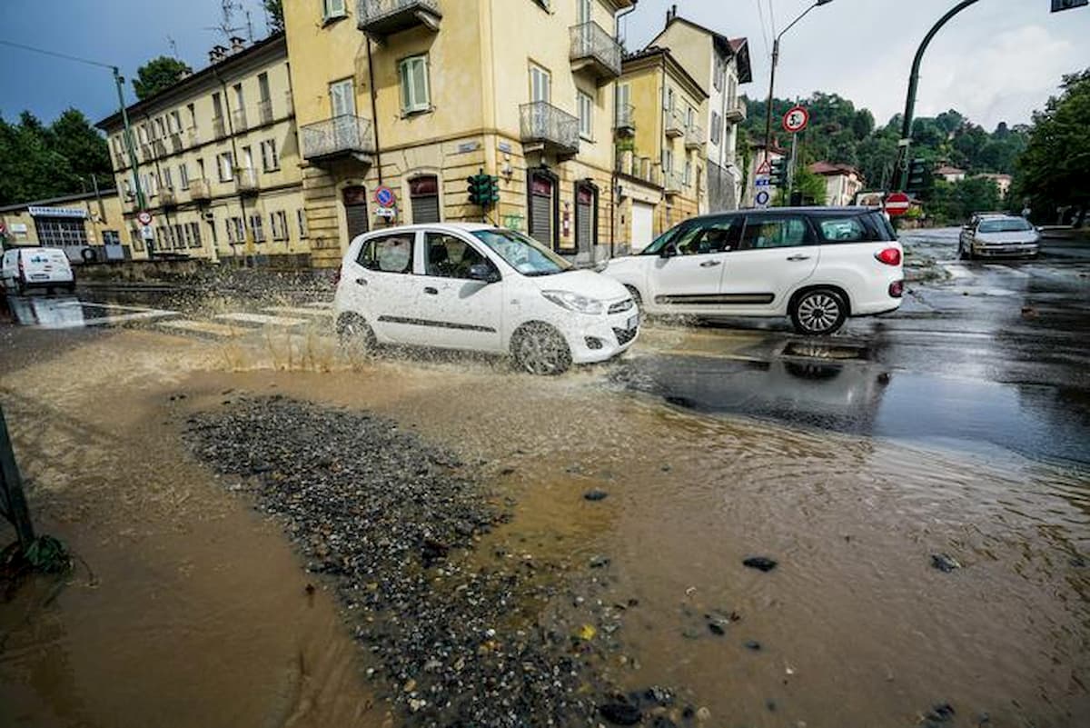 Maltempo, allerta arancione in Lombardia per temporali