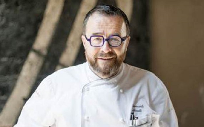 Chef Giancarlo Morelli: "Tornato dalla Sardegna fatto tampone. Non si sa niente da giorni"
