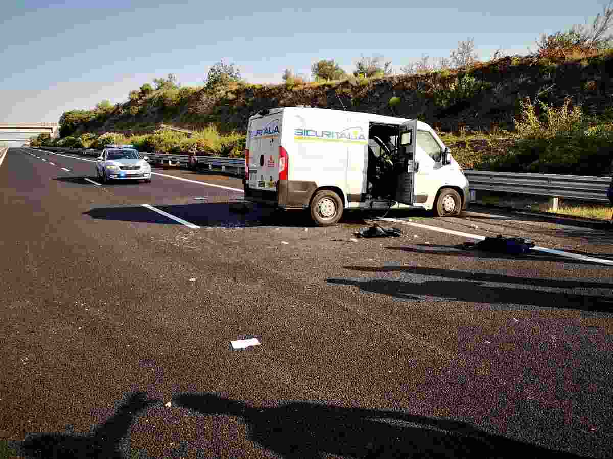 assalto portavalori a14