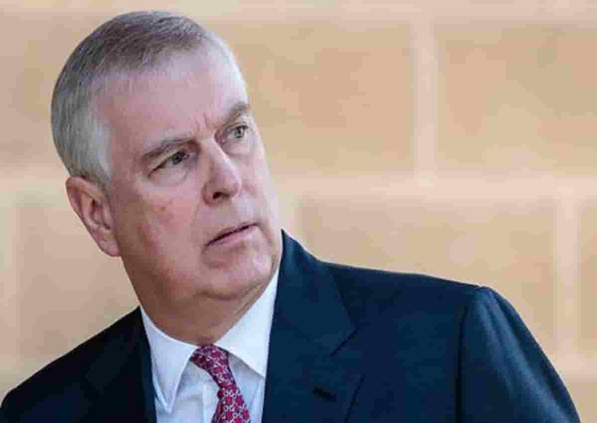 Caso Epstein, foto Ansa del Principe Andrea