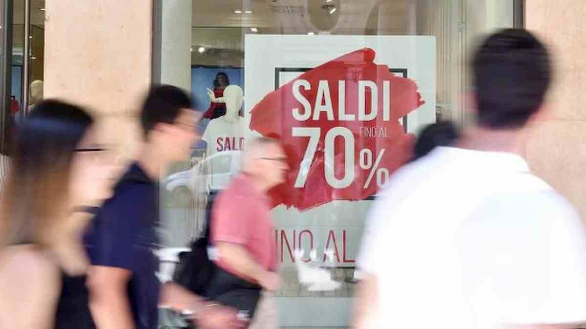 Saldi invernali 2021, il calendario Regione per Regione. Oggi si parte in Valle d'Aosta, Molise e Basilicata