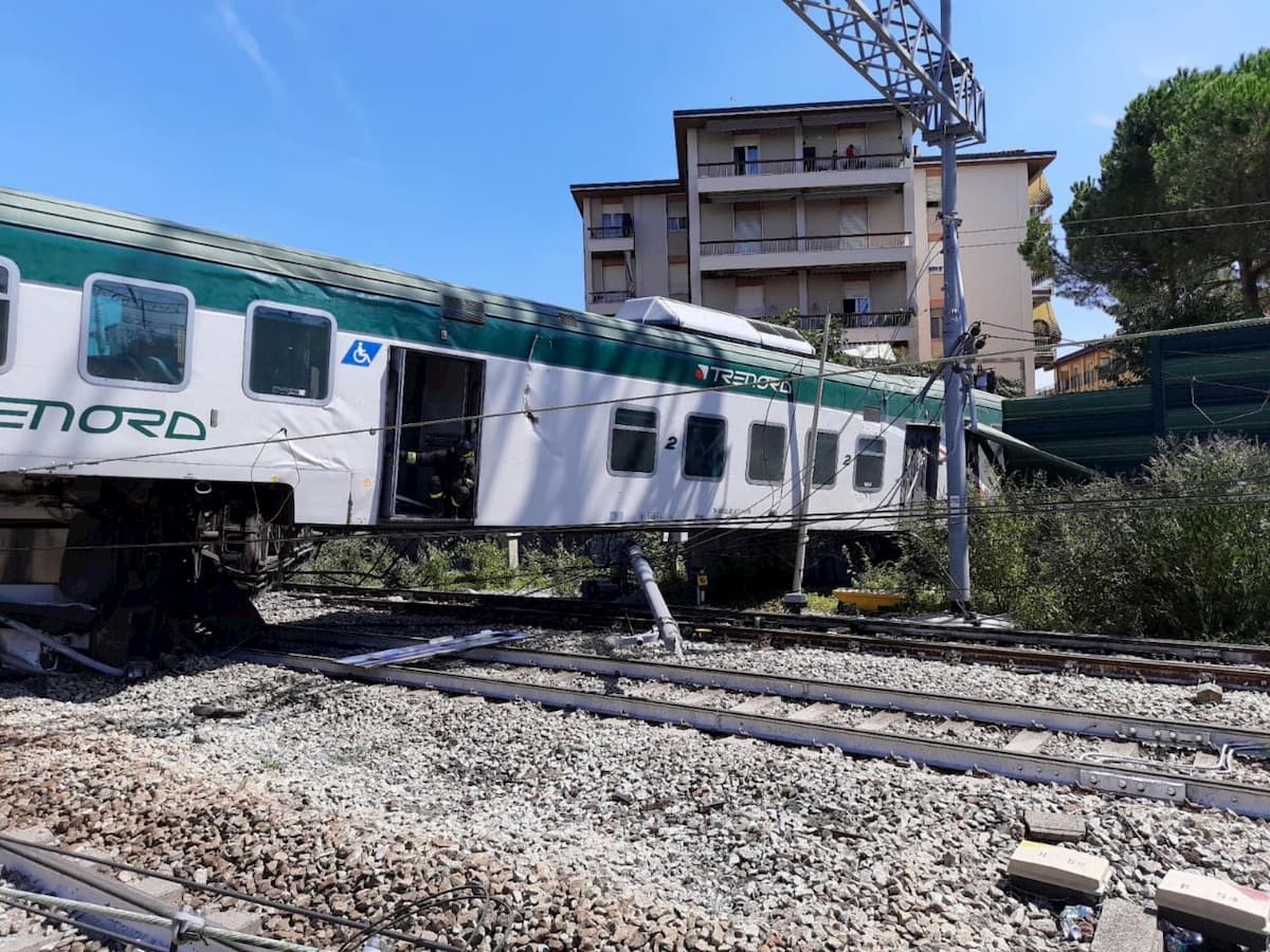 Treno deragliato a Carnate ha viaggiato per 10 km senza macchinisti. Erano scesi per una pausa