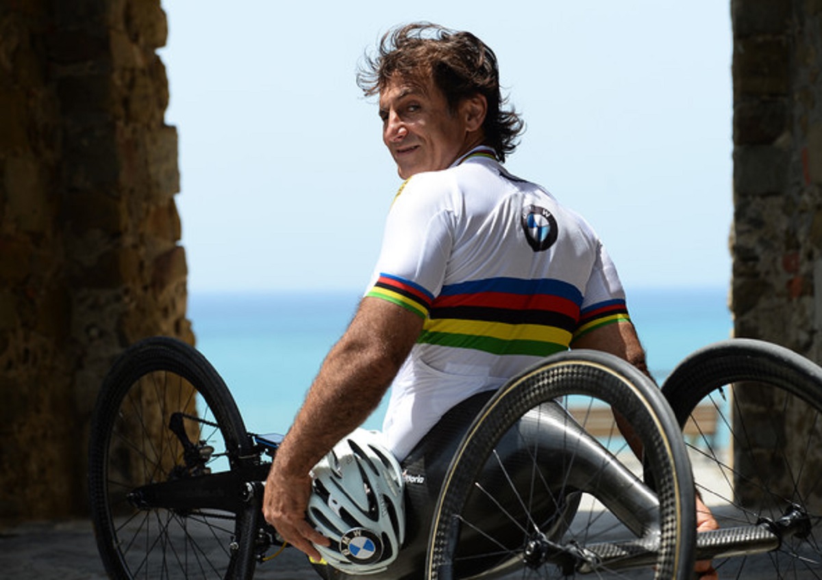 Alex Zanardi vede