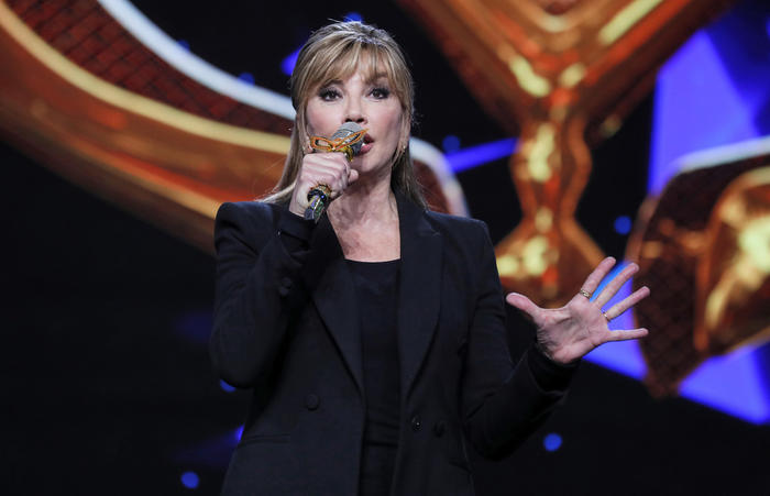 Coronavirus, Ballando con le stelle a rischio: incerta data del 12 settembre