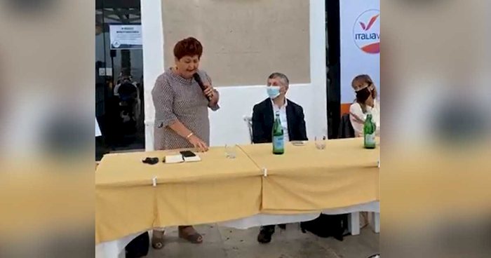 Teresa Bellanova gaffe: invita a votare per Emiliano, ma il suo candidato è Scalfarotto. Poi su Porta Pia...