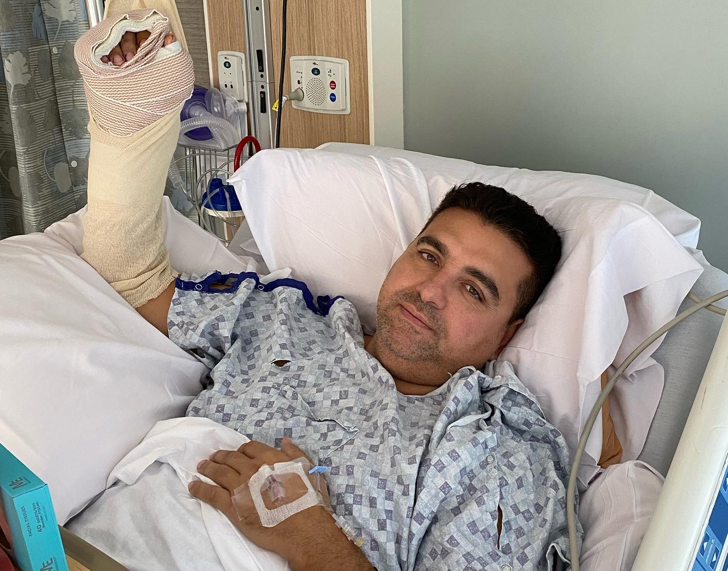 Il Boss delle Torte in ospedale: "Ho avuto un terribile incidente domestico"