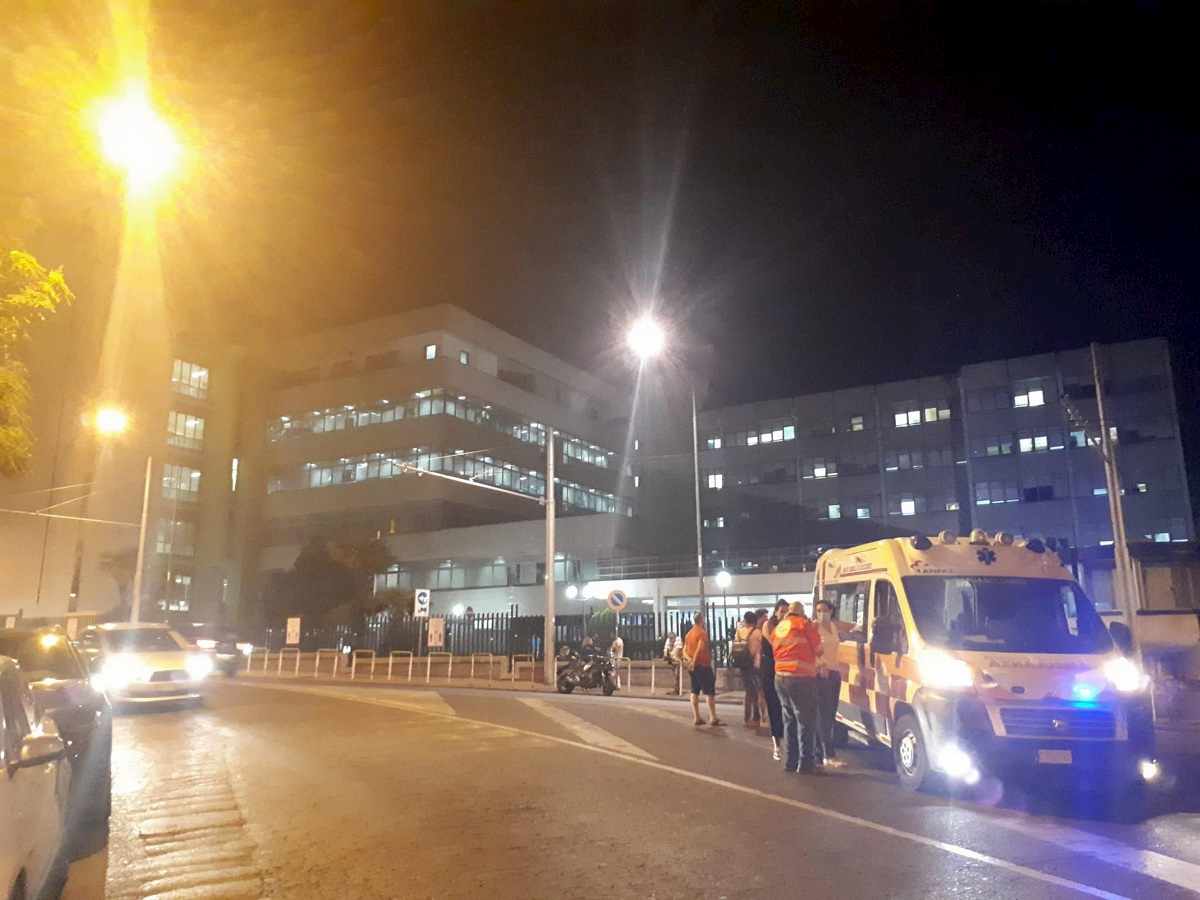 Coronavirus, a Napoli paziente trovato morto nel bagno del pronto soccorso del Carderelli