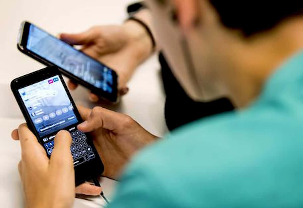 Iliad down, città dove non funziona: connessione internet, chiamate, messaggi, internet fuori uso