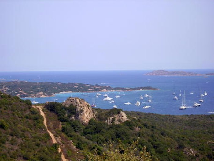 Coronavirus Sardegna: 1000 tamponi, zero positivi in Costa Smeralda dopo i focolai di Ferragosto