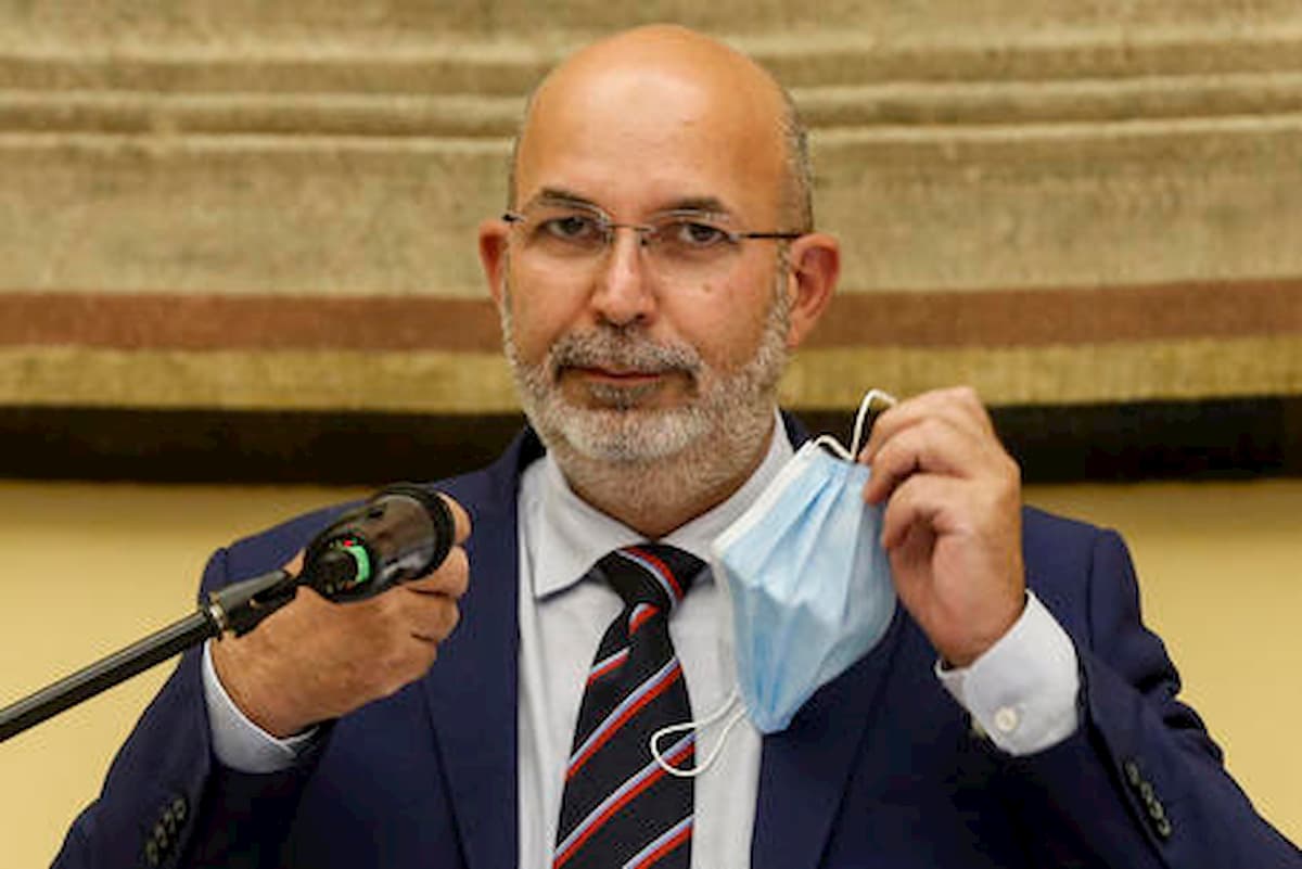 M5s, due senatori positivi al coronavirus e sintomatici. Tamponi per tutti gli altri