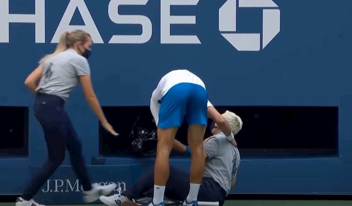 Djokovic squalificato dagli Us Open