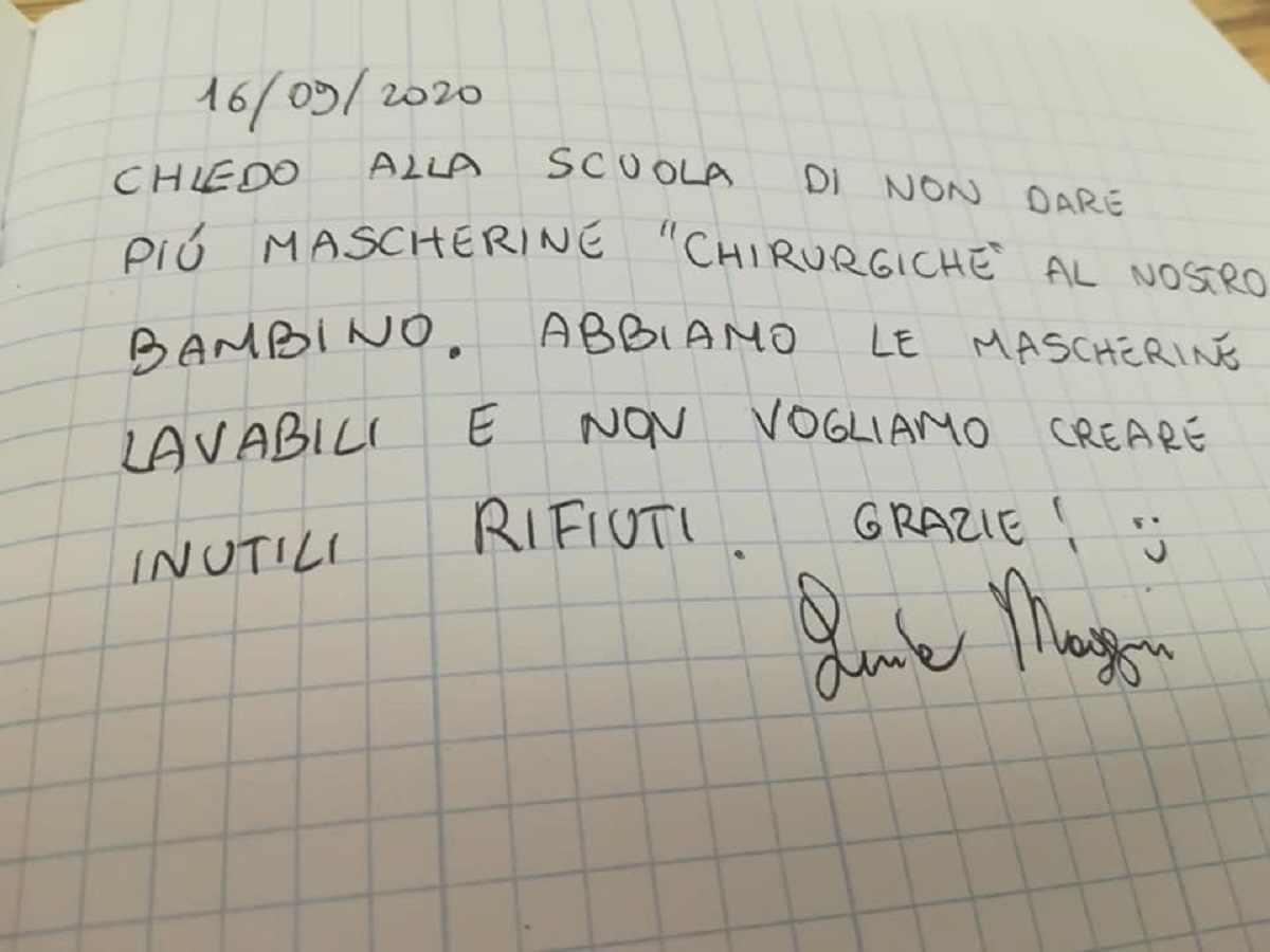mamma contro mascherine usa e getta