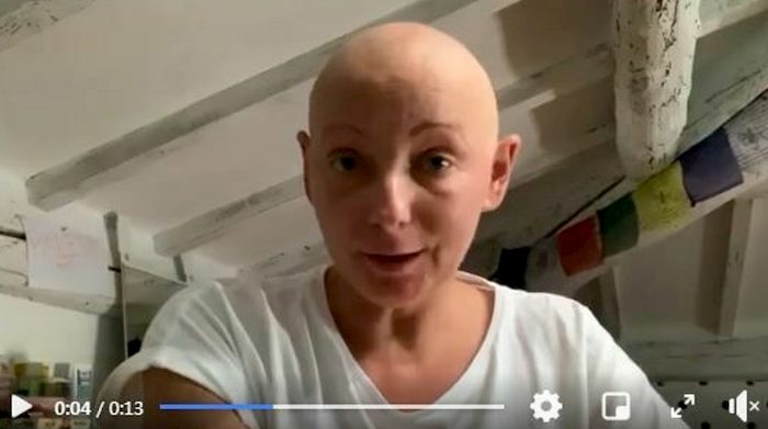 Francesca Masi, l'appello di mamma immunodepressa: "Se a scuola non indossate la mascherina io rischio la vita"