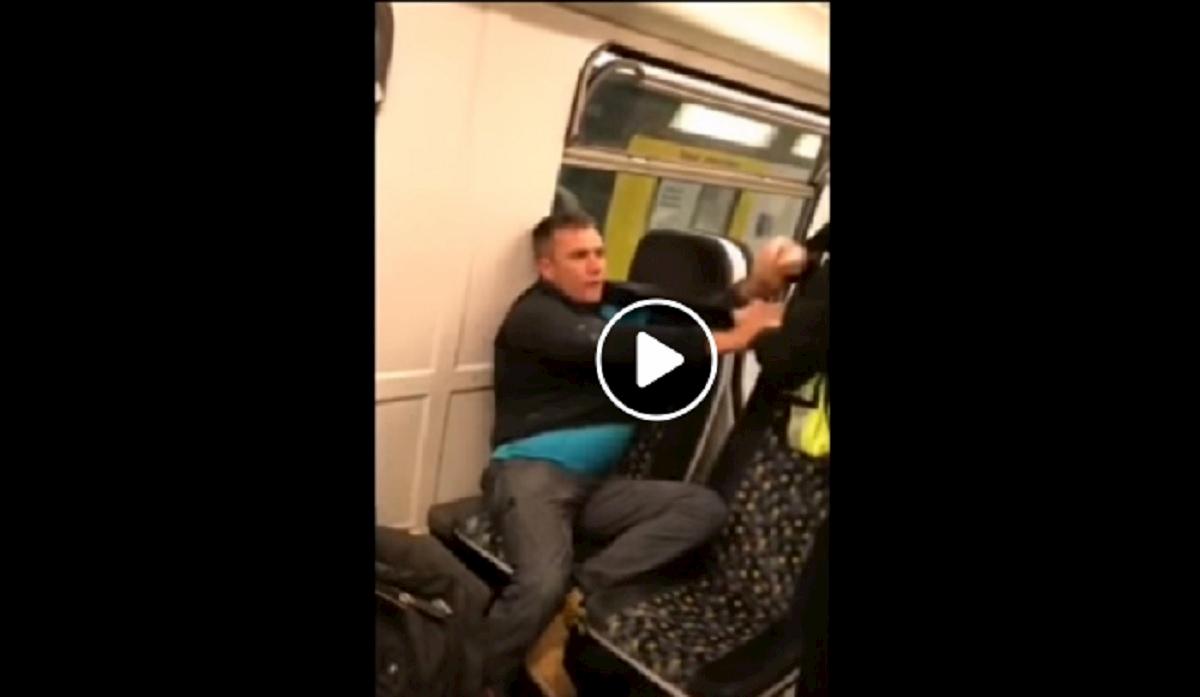 inghilterra, mascherina sul bus