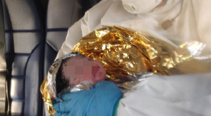 Migrante incinta positiva al coronavirus partorisce su elicottero 118 FOTO