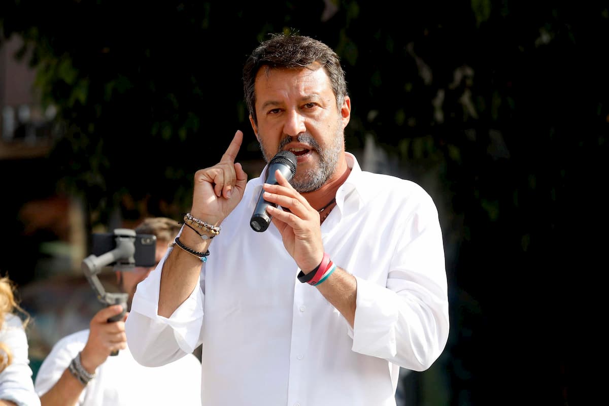Salvini dalla Annunziata: "Covid colpa dei fottutissimi esperimenti cinesi". "Non abbiamo le prove"