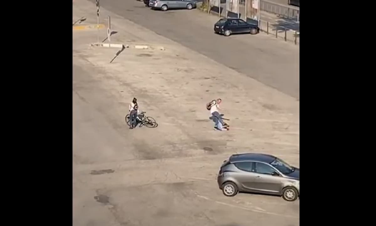 Vicenza, parla l'anziano preso a pugni e calci dallo spacciatore