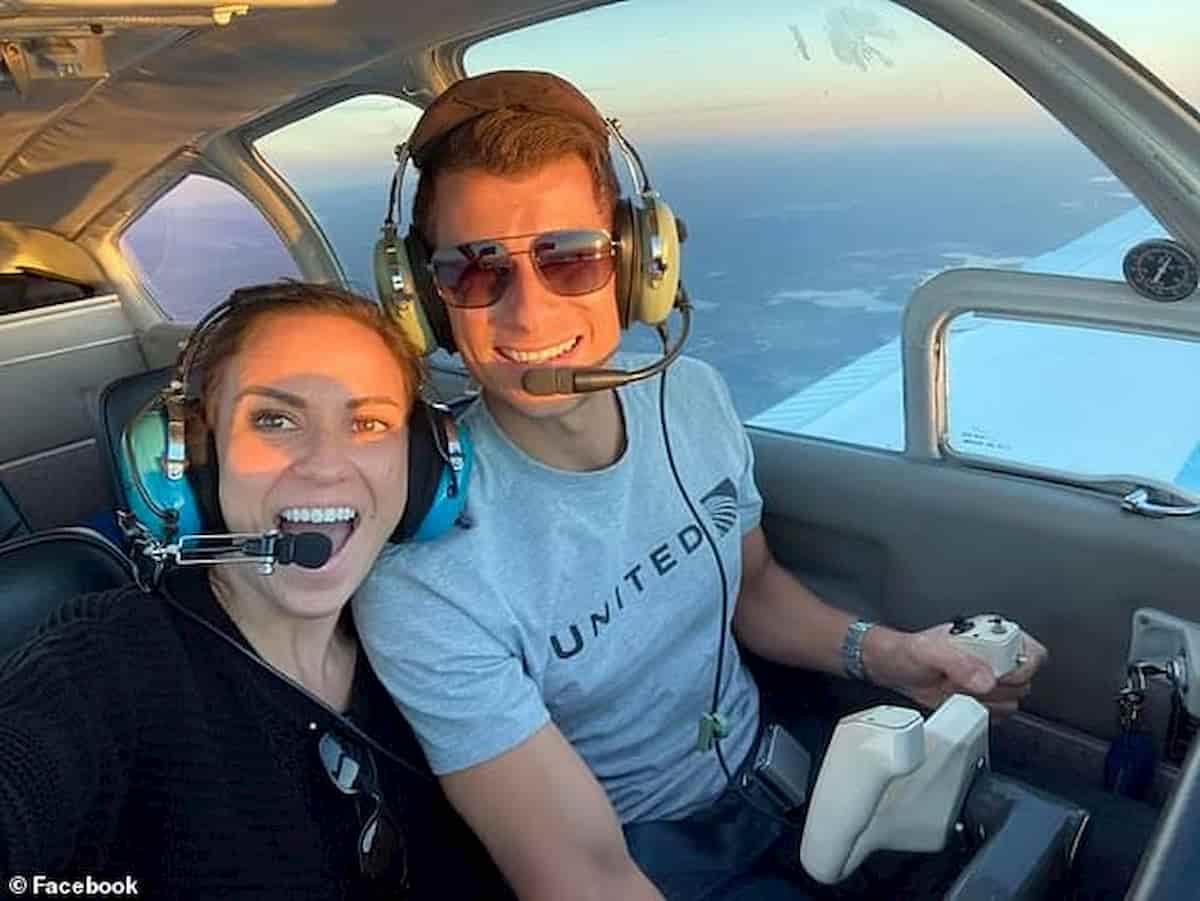 aereo incidente coppia sposi