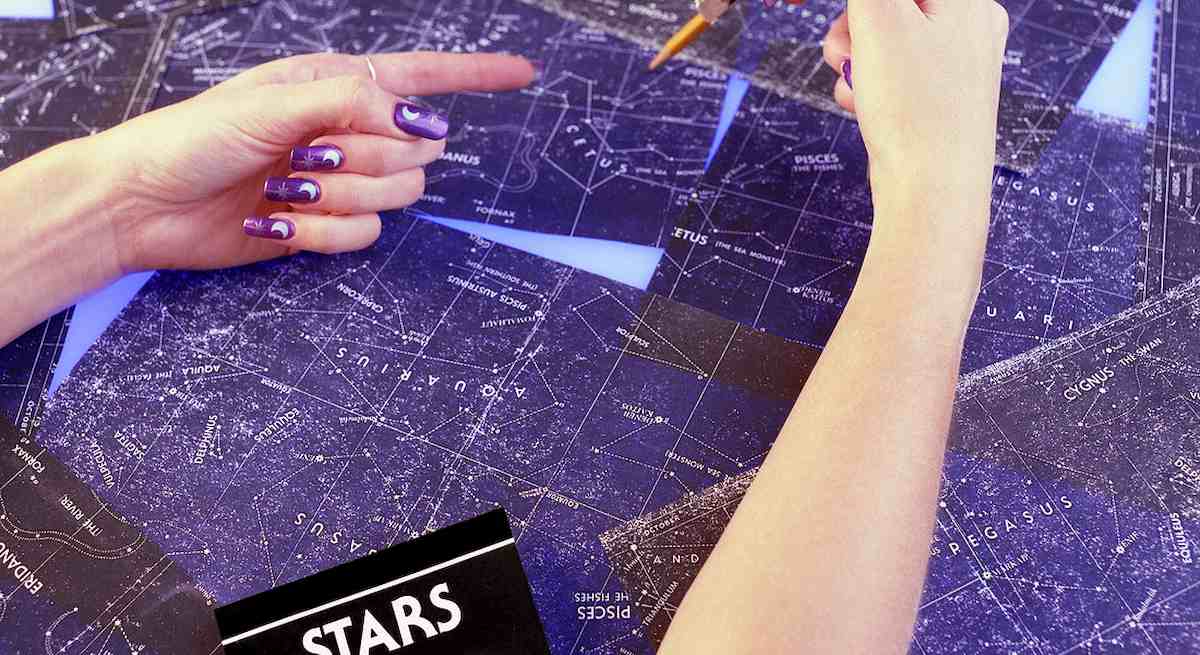 Astrologia, la maga inglese che predisse il covid: "Italia fuori Ue"