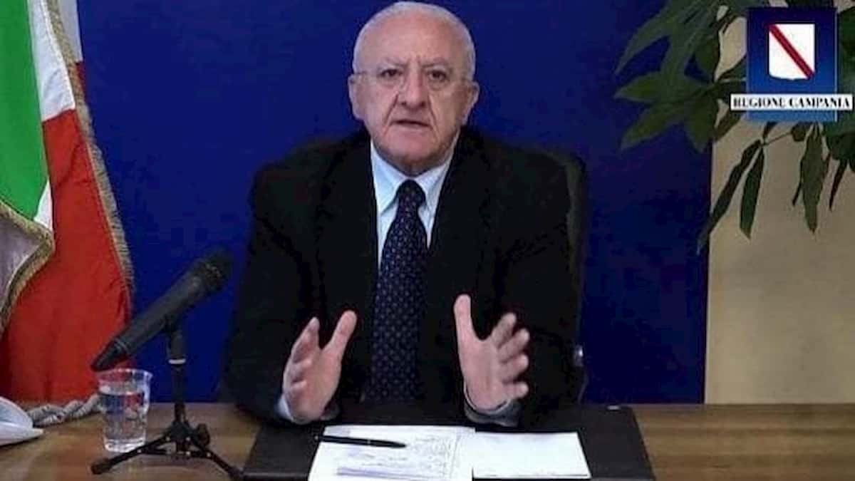 De Luca, attacco alla Juventus