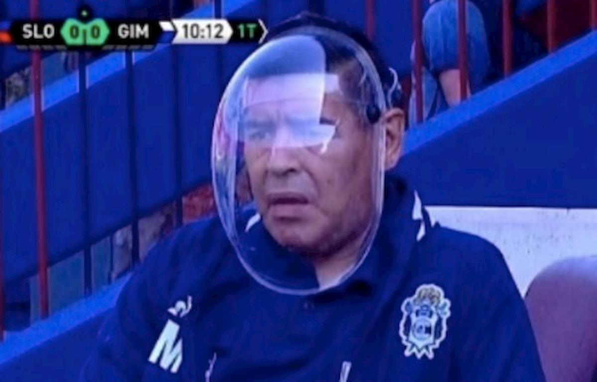 Diego Armando Maradona ricoverato in ospedale: ma non è Coronavirus