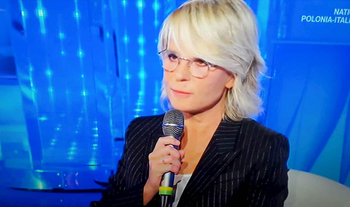 maria de filippi domenica in