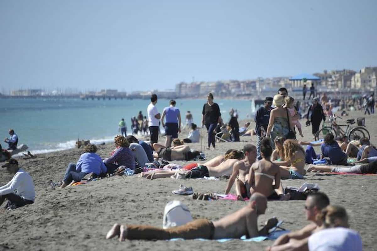 Meteo Italia previsioni, arriva l'ottobrata: stop al freddo, temperature oltre i 20 gradi