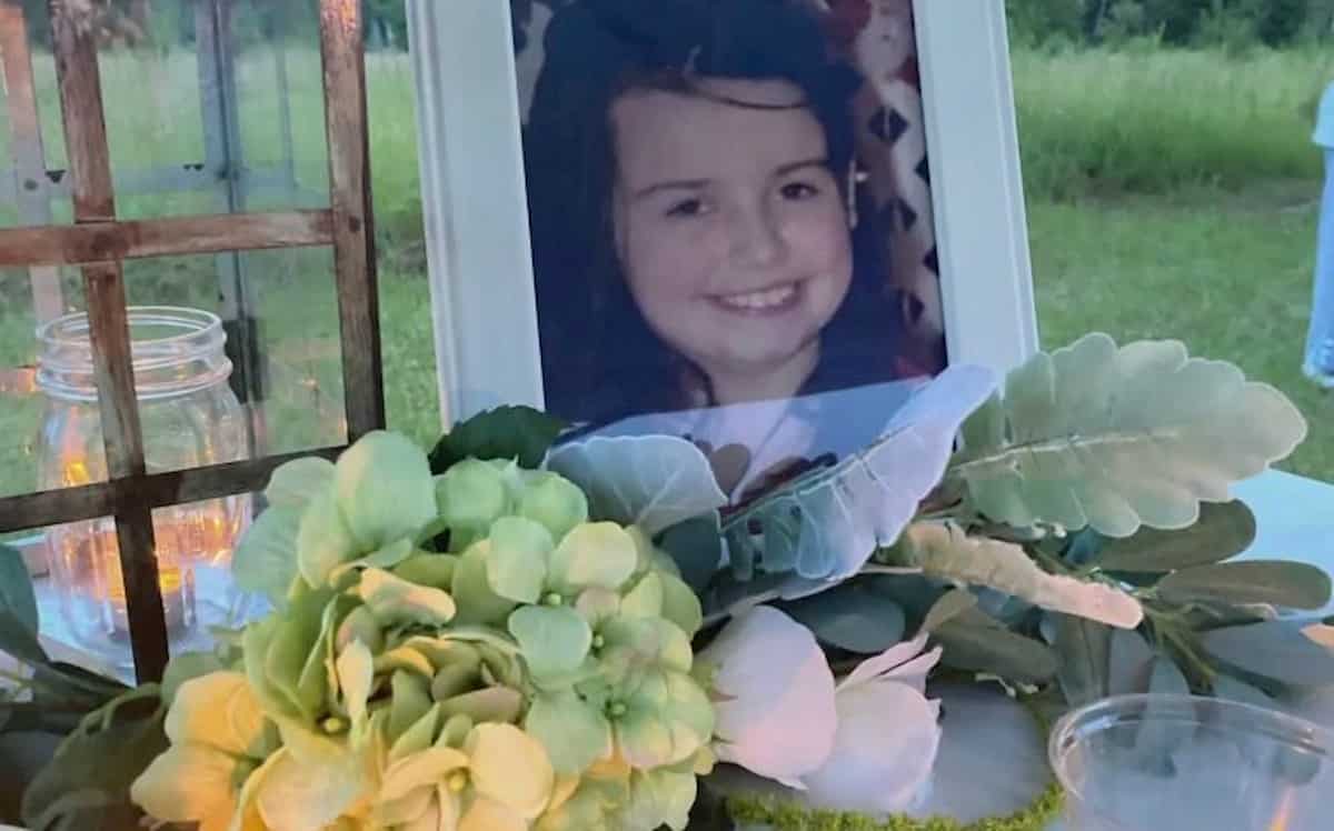 Mangiata viva dai pidocchi, 12enne muore d'infarto