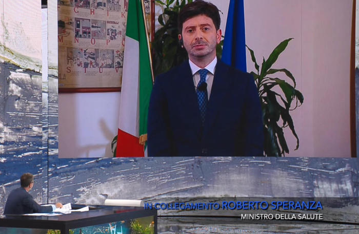 Stop calcetto e feste private