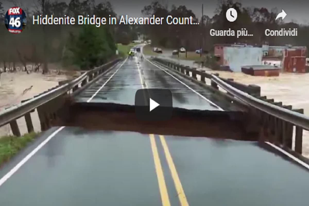 Usa, il ponte frana in diretta: la reporter si salva in extremis VIDEO