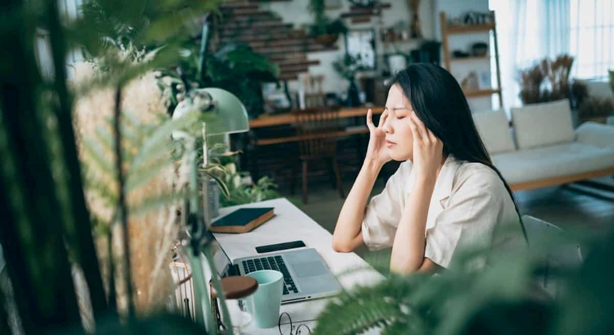 Otto secondi soglia di attenzione, poi molliamo. Meno dei pesci rossi. Covid, politica...molto si spiega