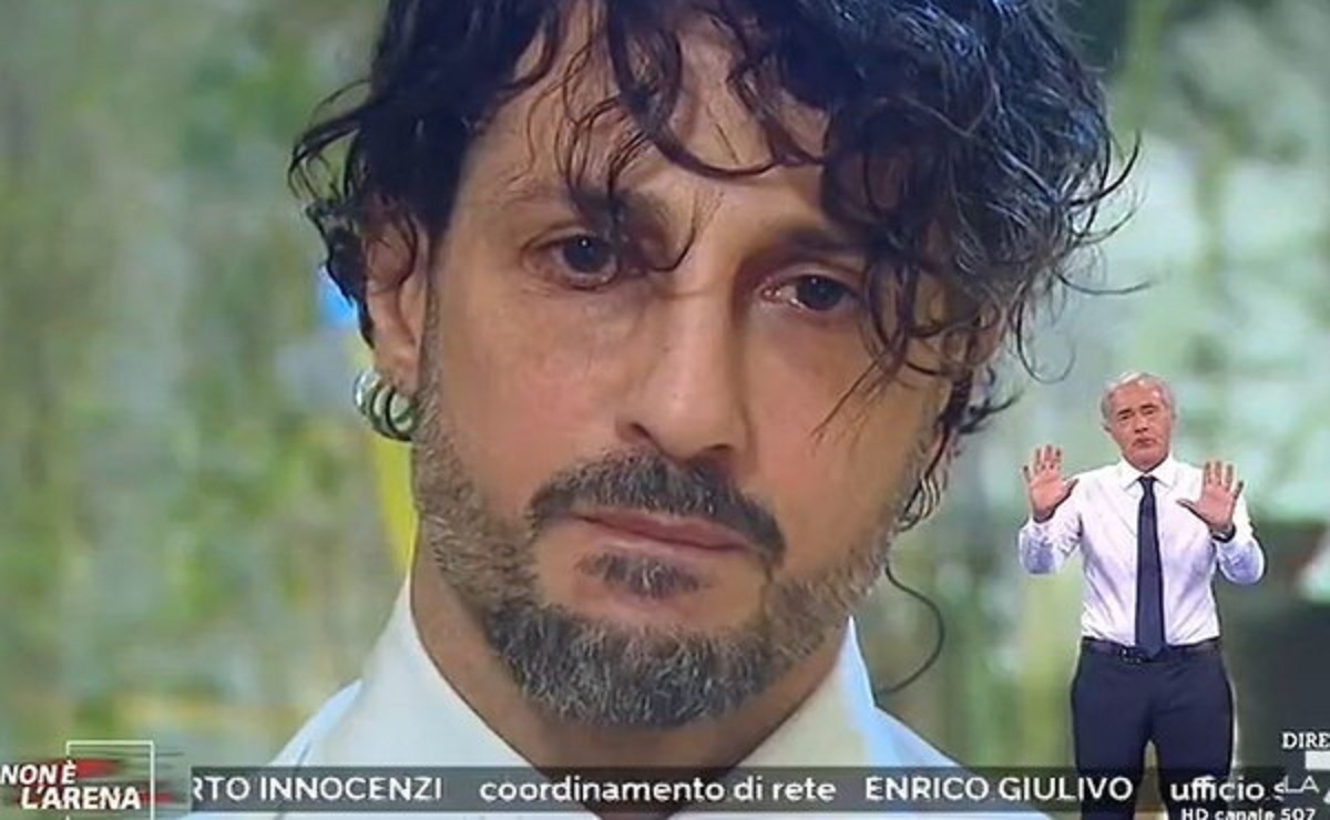 Fabrizio Corona: "Vedo Cristiano Ronaldo su Instagram e sento puzza di sfiga“