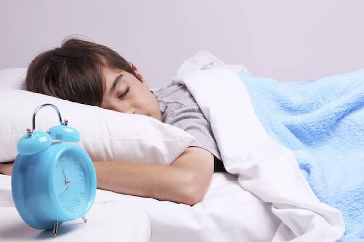 dormire bocca aperta